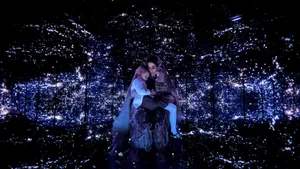 Prairie From The Oa Carrying Nina Wallpaper