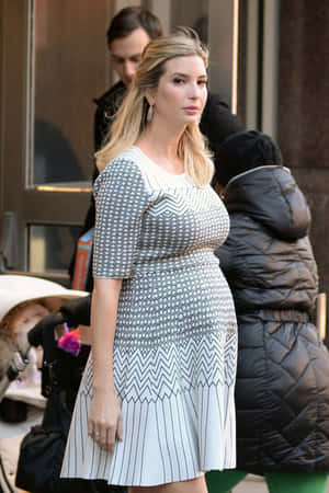 Pregnant Ivana Trump Wallpaper