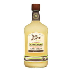 Premium Tres Agaves Organic Margarita In A Glass Wallpaper