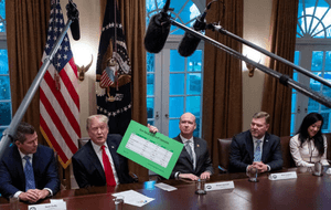 Presidential Briefingwith Document Presentation Wallpaper