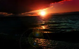 Pretty Dark Waves Sunset Wallpaper