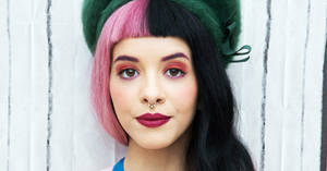 Pretty Melanie Martinez Wallpaper