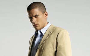 Prison Break Wentworth Miller On Suit Wallpaper