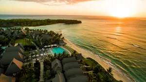 Pristine Fiji Beach Paradise Wallpaper