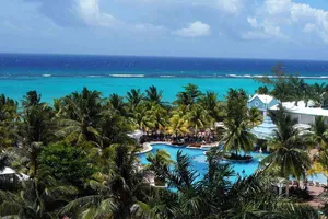 Pristine Jamaican Beach At Sunset Wallpaper