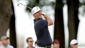 Professional Golfer Scott Piercy Wearing A Black Shirt Wallpaper