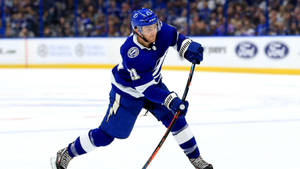 Professional Ice Hockey Center Brayden Point Wallpaper