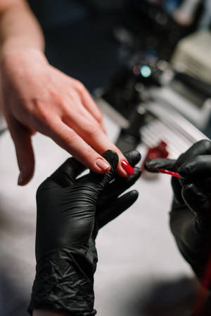 Professional Manicure Service At A Luxury Beauty Salon Wallpaper