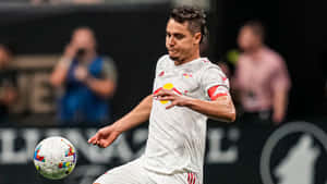 Professional Soccer Player Aaron Long New York Red Bulls Wallpaper