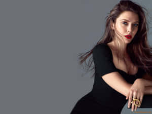 Provocative Mature Woman Wallpaper