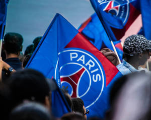 Psg Football Crowd Flags Wallpaper