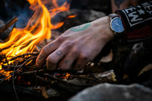 Punk Love Tattooed Handby Fire Wallpaper