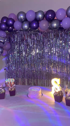 Purple Balloon Party Backdrop Wallpaper