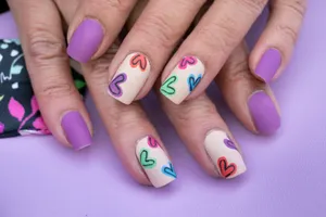Purple Heart Nail Art Wallpaper