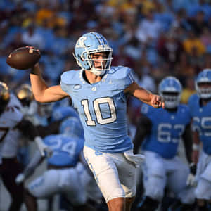 Quarterback Drake Maye Action Shot Wallpaper