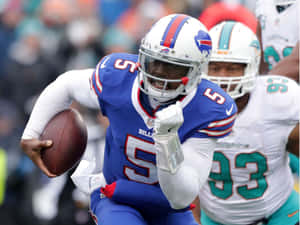 Quarterback Evasion Maneuver Wallpaper