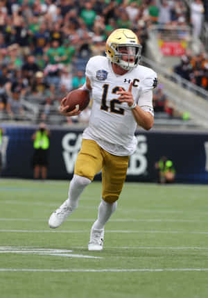 Quarterback In Action Notre Dame Wallpaper