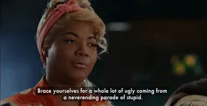 Queen Latifah As A Hairspray Detective Wallpaper