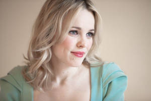 Rachel Mcadams Canadian Actress Wallpaper