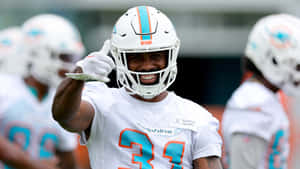 Raheem Mostert Miami Dolphins Practice Smile Wallpaper