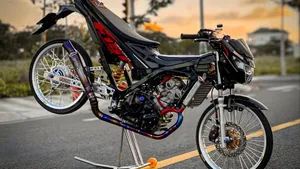 Raider 150 Fi Custom Build Wallpaper