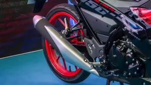 Raider 150 Fi Exhaust System Wallpaper