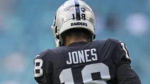 Raiders Player Jones Number18 Wallpaper