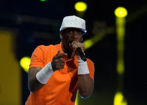 Rapper Performance Stage Lights Wallpaper