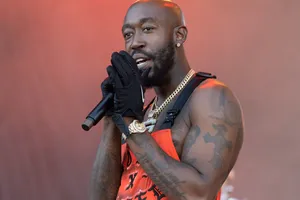 Rapper Performance Stage Microphone Wallpaper