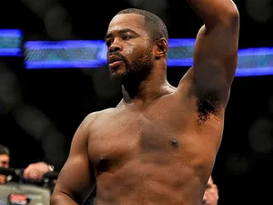 Rashad Evans Raising Hand Wallpaper