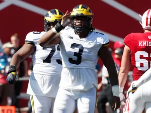 Rashan Gary Michigan Football Action Wallpaper