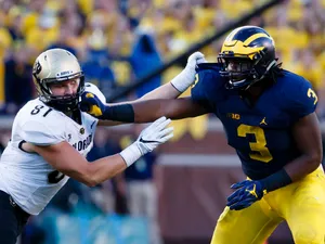 Rashan Garyin Action Michigan Football Wallpaper