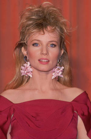 Rebecca De Mornay 1987 Portrait Wallpaper