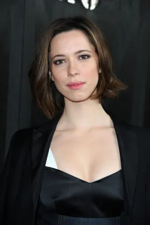 Rebecca Hall Posing For A Photoshoot Wallpaper