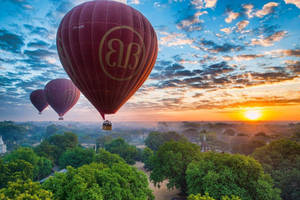 Red Hot Air Balloon Burma Wallpaper