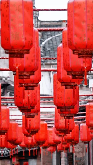 Red Lantern Festival Decor Wallpaper