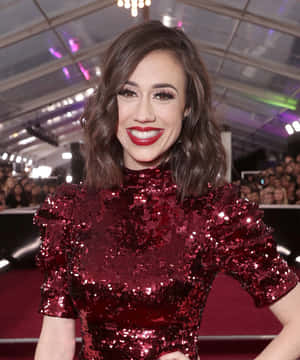 Red Sequin Dress Event Smile Wallpaper