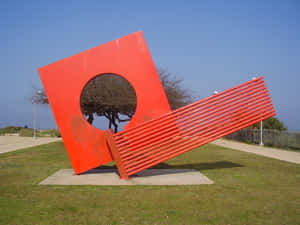 Red Square Sculpture Park Art Wallpaper