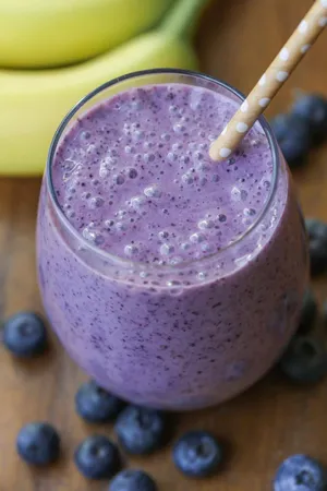 Refreshing And Delicious Blueberry Smoothie Wallpaper