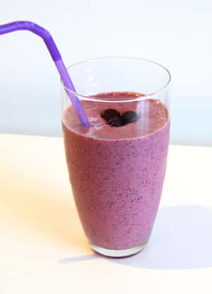 Refreshing Blueberry Smoothie Wallpaper