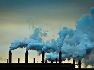 Relaxing Beach Side Scene Wallpaper