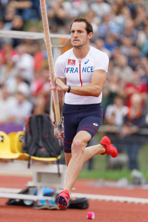 Renaud Lavillenie French Pole Vault Athlete Wallpaper