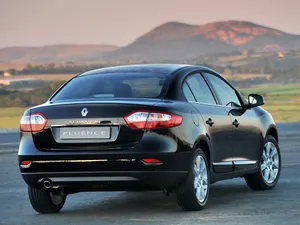 Renault Fluence In Action Wallpaper