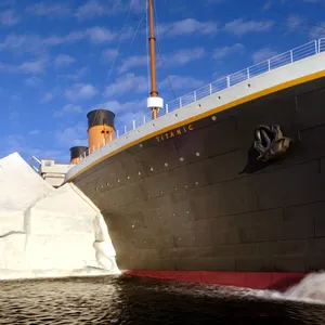 Replica Of Rms Titanic Museum Wallpaper