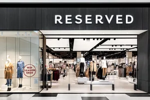 Reserved Apparel In Poland Wallpaper