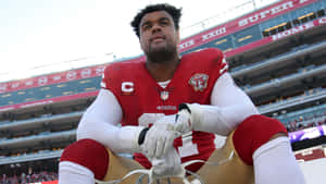 Resting American Defensive Lineman Arik Armstead Wallpaper