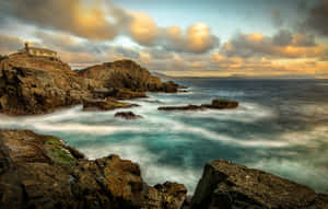 Restless Ocean Waves Wallpaper