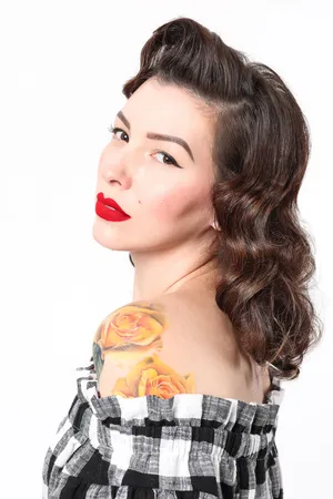 Retro Hairstyle Red Lipstick Woman Wallpaper