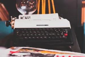 Retro Typewriter Wallpaper