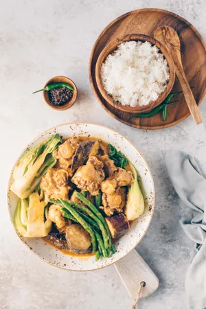 Rice, Shrimp Paste And Kare-kare Meal Wallpaper